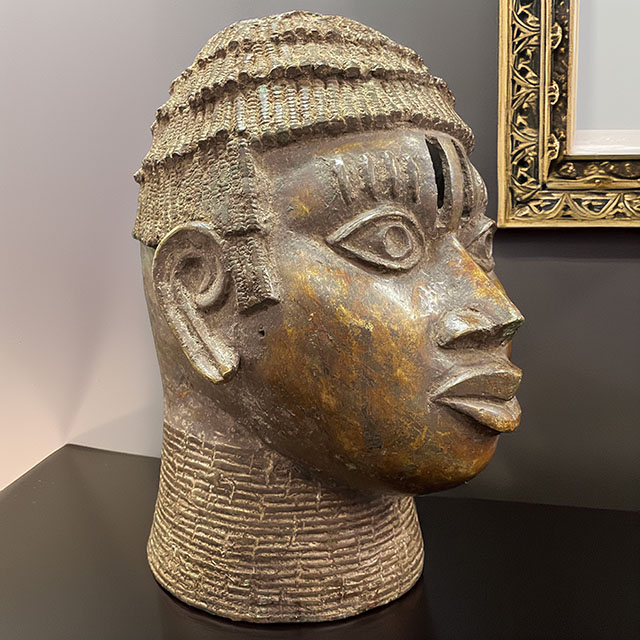African Benin Ile-Ife bronze 67 Left Angle